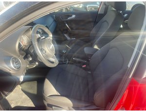 
										AUDI A1 ACTIVE KIT 1.0 TFSI 70KW(95CV) SPORTBACK full									