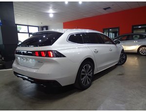 
										PEUGEOT 508 5P PSE HYBRID 360 E-EAT8 225CV full									