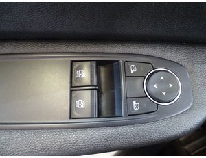 
										RENAULT CLIO INTENS E-TECH HIBRIDO 104 KW (140CV) full									