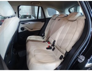 
										BMW X1 XDRIVE25E full									
