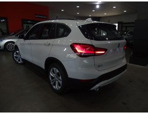 
										BMW X1 XDRIVE25E full									