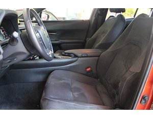 
										LEXUS UX 2.0 250H STYLE full									