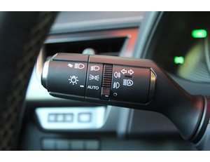 
										LEXUS UX 2.0 250H STYLE full									