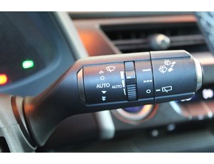 
										LEXUS UX 2.0 250H STYLE full									