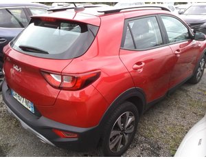 
										KIA STONIC 1.2 DPI 62KW (84CV) DRIVE full									