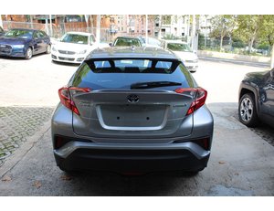 
										TOYOTA C-HR 1.8 125H ACTIVE full									
