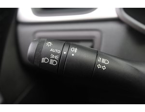 
										RENAULT CAPTUR TECHNO TCE 103 KW (140CV) EDC GPF full									