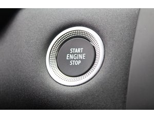 
										RENAULT CAPTUR TECHNO TCE 103 KW (140CV) EDC GPF full									