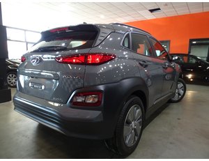 
										HYUNDAI KONA 100KW EV TECNO 2C full									