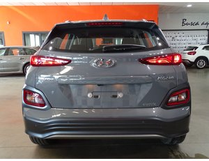 
										HYUNDAI KONA 100KW EV TECNO 2C full									