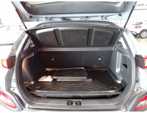 
										HYUNDAI KONA 100KW EV TECNO 2C full									