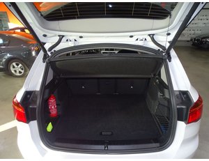 
										BMW X1 SDRIVE18D full									