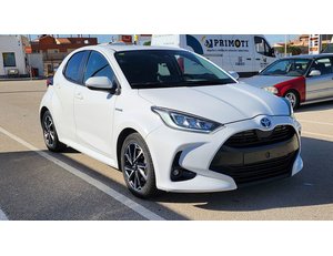 
										TOYOTA YARIS 1.5 120H STYLE full									