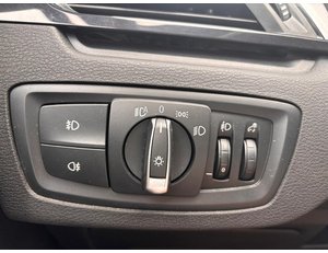 
										BMW X1 XDRIVE25E full									