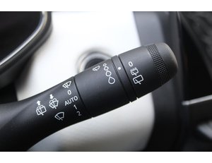 
										RENAULT CLIO TECHNO TCE 103 KW (140CV) full									