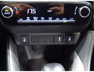 
										MAZDA 2 1.5 85 KW (116 CV) CVT CENTRE-LINE full									