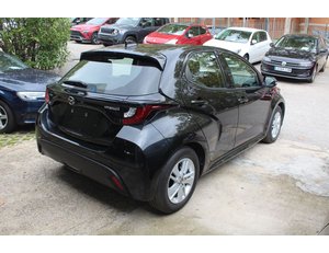 
										MAZDA 2 1.5 85 KW (116 CV) CVT CENTRE-LINE full									