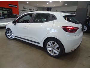 
										RENAULT CLIO INTENS E-TECH HIBRIDO 104 KW (140CV) full									