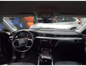 
										AUDI E-TRON 55 QUATTRO SPORTBACK full									