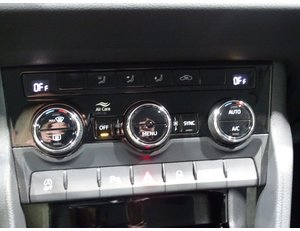 
										SKODA KAROQ 2.0 TDI 110KW (150CV) AMBITION full									