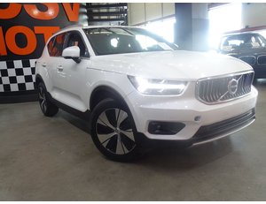 
										VOLVO XC40 1.5 T4 TWIN RECHARGE INSCRIPTION AUTO full									