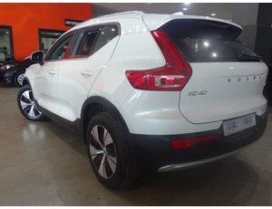 
										VOLVO XC40 1.5 T4 TWIN RECHARGE INSCRIPTION AUTO full									