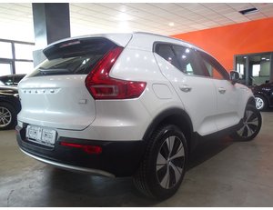 
										VOLVO XC40 1.5 T4 TWIN RECHARGE INSCRIPTION AUTO full									