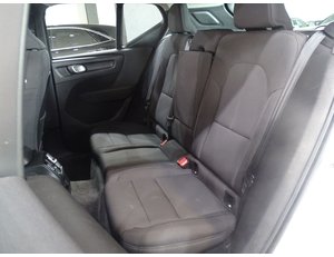 
										VOLVO XC40 1.5 T4 TWIN RECHARGE INSCRIPTION AUTO full									
