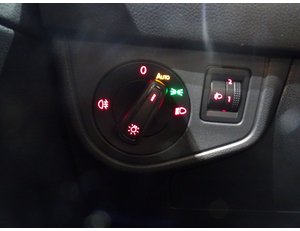 
										VOLKSWAGEN POLO ADVANCE 1.6 TDI 70KW (95CV) full									