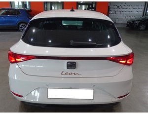
										SEAT LEON 1.0 ETSI 81KW DSG-7 S&S STYLE full									