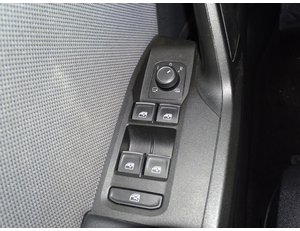
										SEAT LEON 1.0 ETSI 81KW DSG-7 S&S STYLE full									