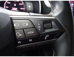 
										SEAT LEON 1.0 ETSI 81KW DSG-7 S&S STYLE full									