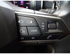 
										SEAT LEON 1.0 ETSI 81KW DSG-7 S&S STYLE full									