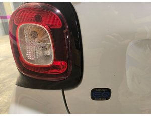 
										SMART FORTWO 60KW(81CV) EQ COUPE full									