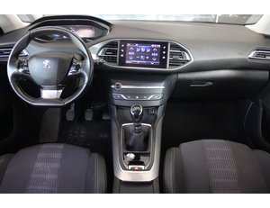 
										PEUGEOT 308 5P ALLURE PURETECH 130 S&S full									