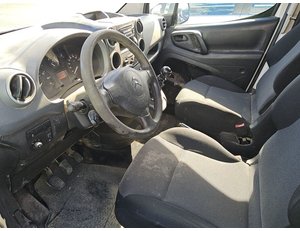 
										CITROEN BERLINGO 1.5BLUEHDI 75CV full									
