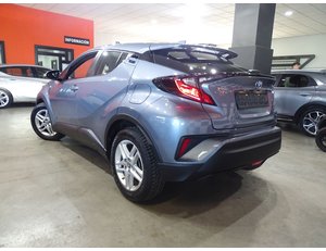 
										TOYOTA C-HR 1.8 125H ACTIVE full									