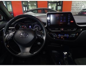 
										TOYOTA C-HR 1.8 125H ACTIVE full									