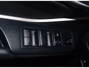 
										TOYOTA C-HR 1.8 125H ACTIVE full									