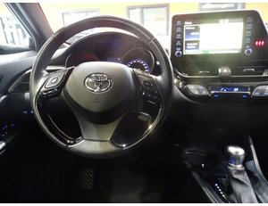 
										TOYOTA C-HR 1.8 125H ACTIVE full									