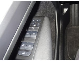 
										VOLVO XC40 1.5 T4 TWIN RECHARGE INSCRIPTION AUTO full									