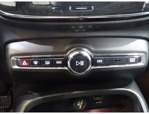 
										VOLVO XC40 1.5 T4 TWIN RECHARGE INSCRIPTION AUTO full									