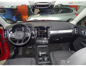 
										VOLVO XC40 1.5 T4 TWIN RECHARGE INSCRIPTION AUTO full									