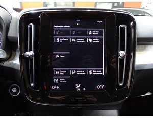 
										VOLVO XC40 1.5 T4 TWIN RECHARGE INSCRIPTION AUTO full									