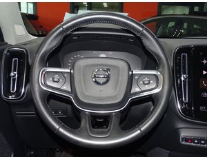 
										VOLVO XC40 1.5 T5 TWIN INSCRIPTION AUTO full									