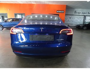 
										TESLA MODEL 3 GRAN AUTONOMIA AWD full									