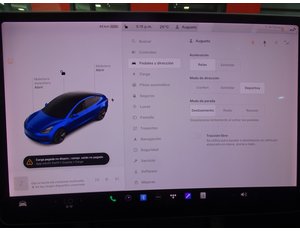 
										TESLA MODEL 3 GRAN AUTONOMIA AWD full									