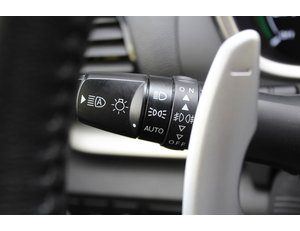
										MITSUBISHI ECLIPSE CROSS 2.4 PHEV KAITEKI AUTO 4WD full									