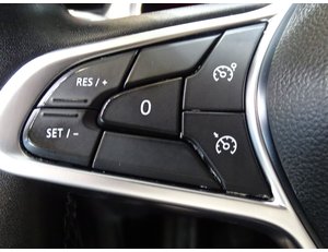 
										RENAULT CAPTUR INTENS TCE 140CV GPF MICRO HIBRIDO full									