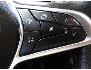 
										RENAULT CAPTUR INTENS TCE 140CV GPF MICRO HIBRIDO full									